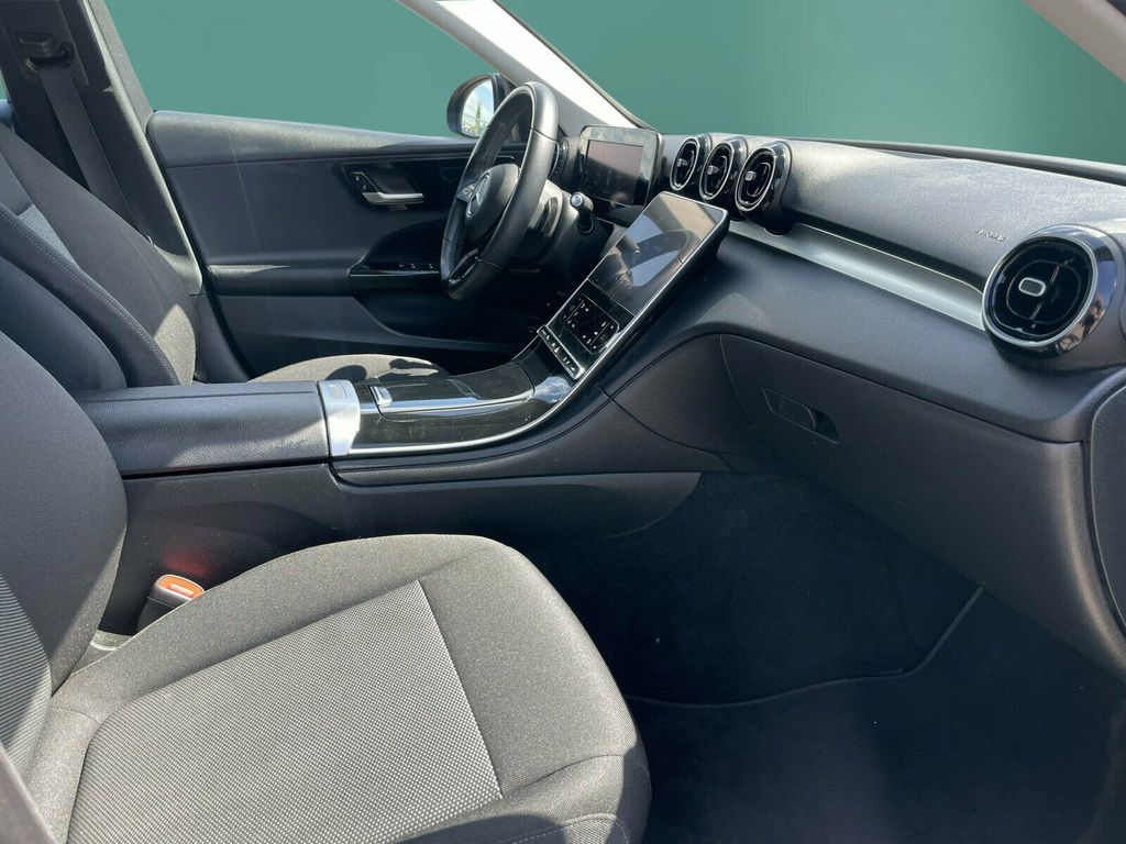 Mercedes-Benz C 200 2023