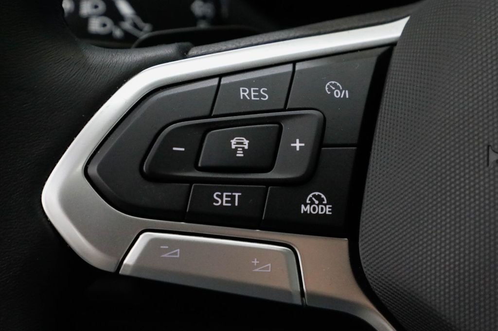 Volkswagen Touareg 2025