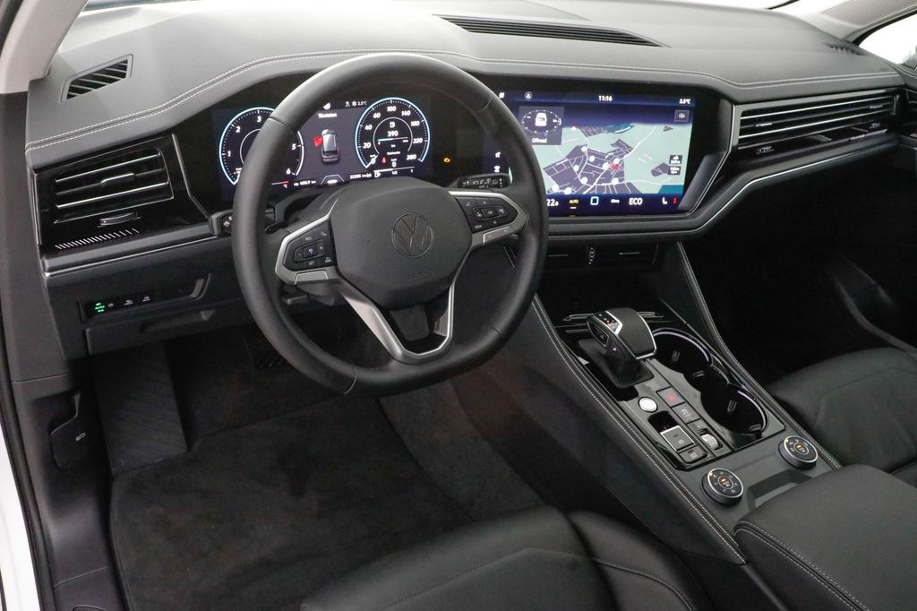 Volkswagen Touareg 2025