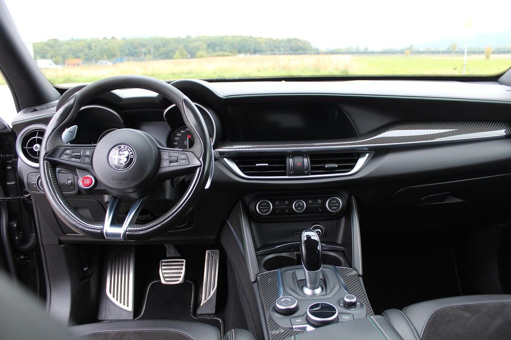 Alfa Romeo Stelvio 2020