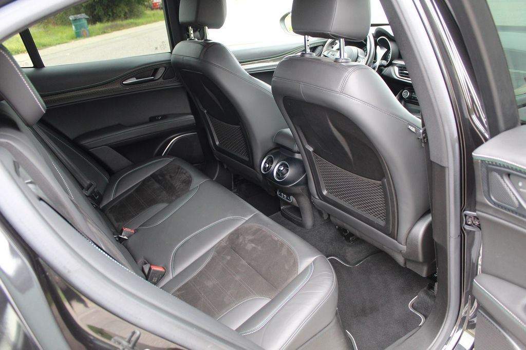 Alfa Romeo Stelvio 2020