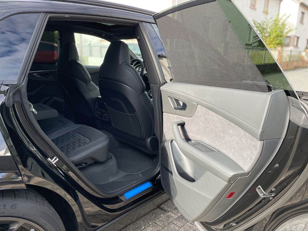 Audi RSQ8 2025