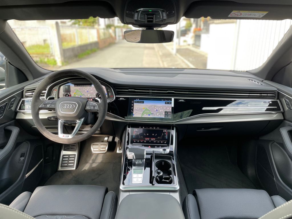 Audi RSQ8 2025