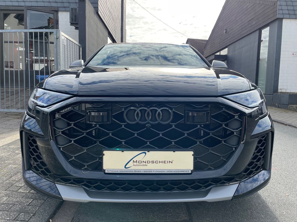 Audi RSQ8 2025