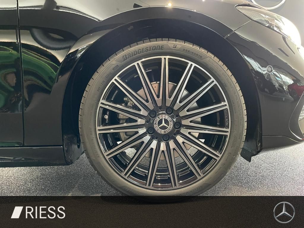 Mercedes-Benz CLA 350 2025