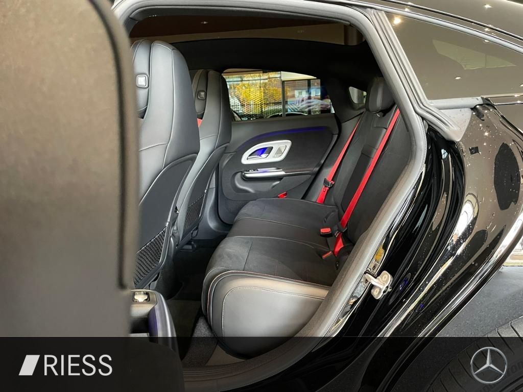 Mercedes-Benz CLA 350 2025