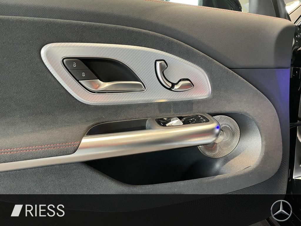 Mercedes-Benz CLA 350 2025