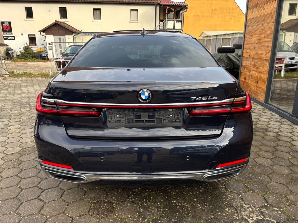 BMW 745 2019