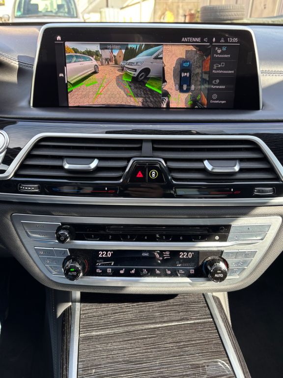 BMW 745 2019