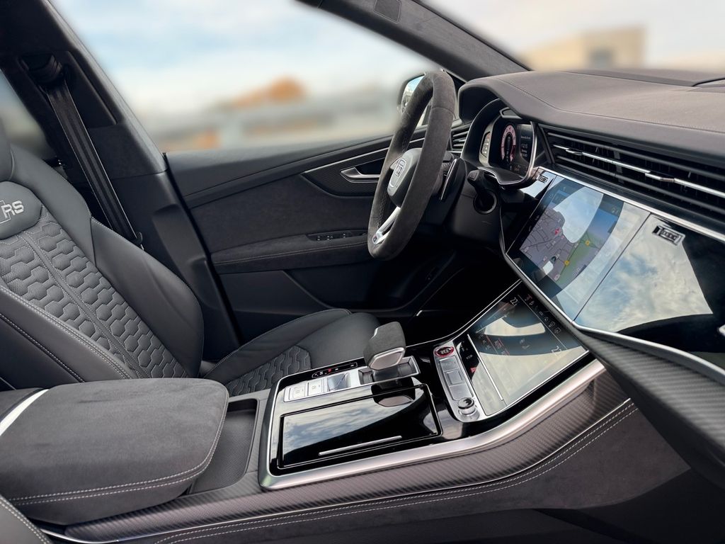 Audi RSQ8 2025