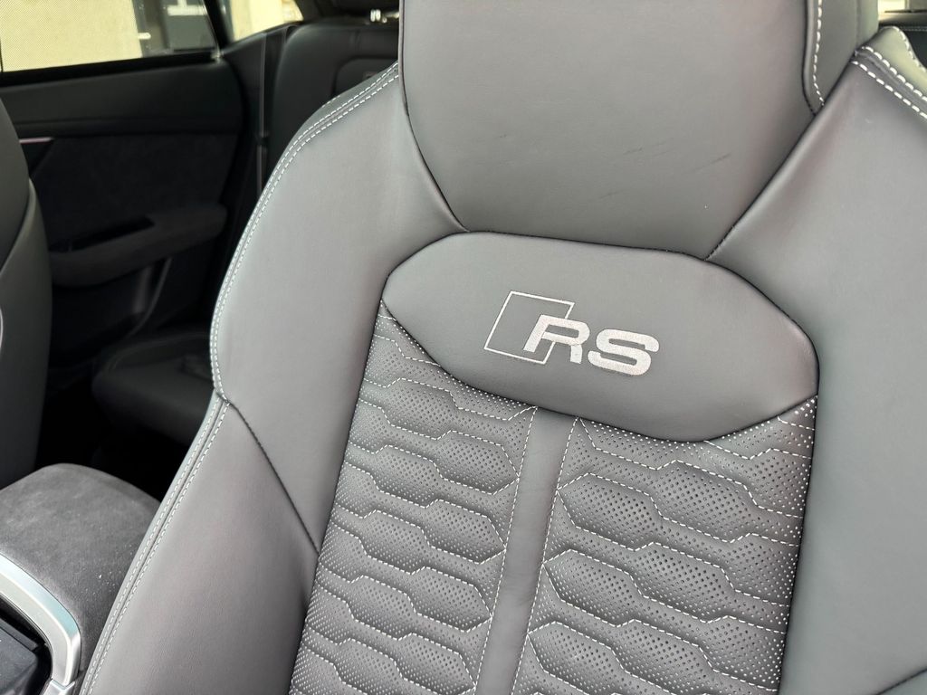 Audi RSQ8 2025