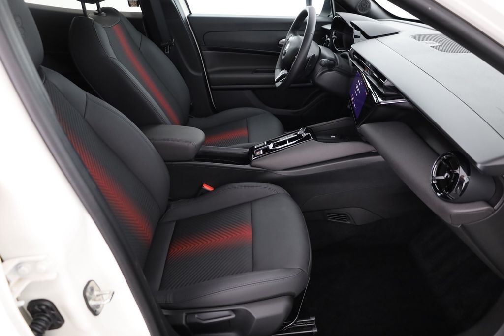 Alfa Romeo Junior 2025