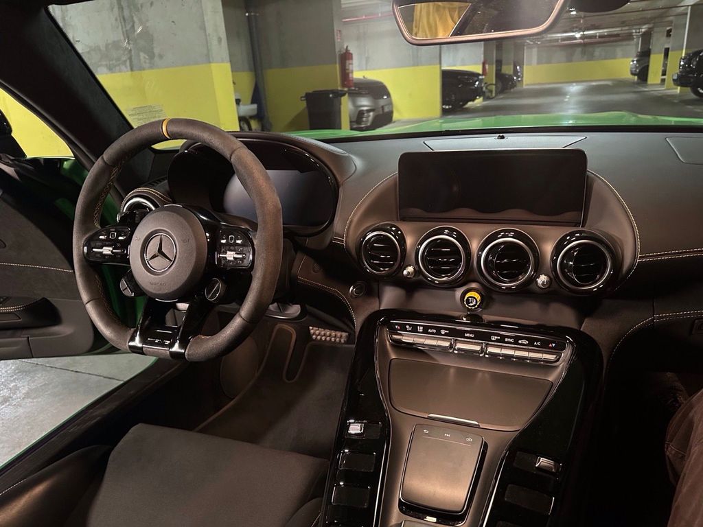 Mercedes-Benz AMG GT 2020