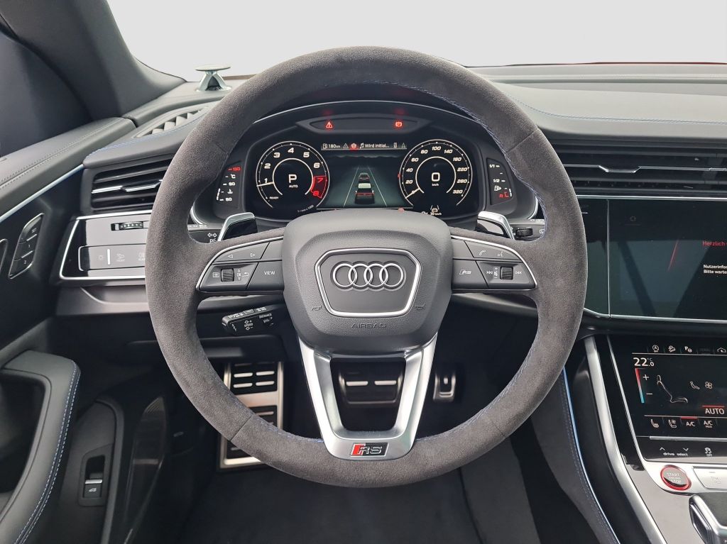 Audi RSQ8 2025