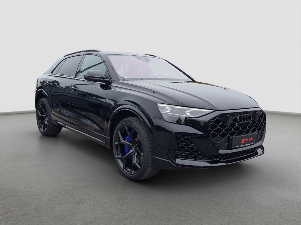 Audi RSQ8 2025