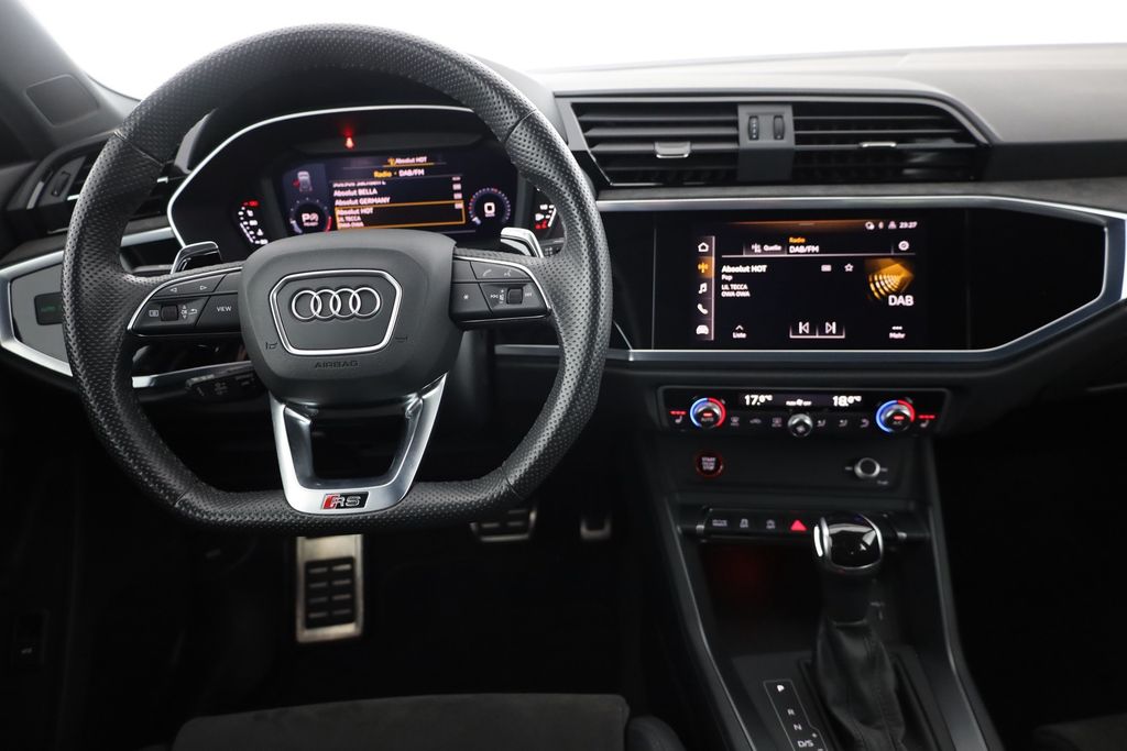 Audi RSQ3 2021