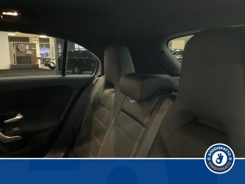 Mercedes-Benz A 180 2025