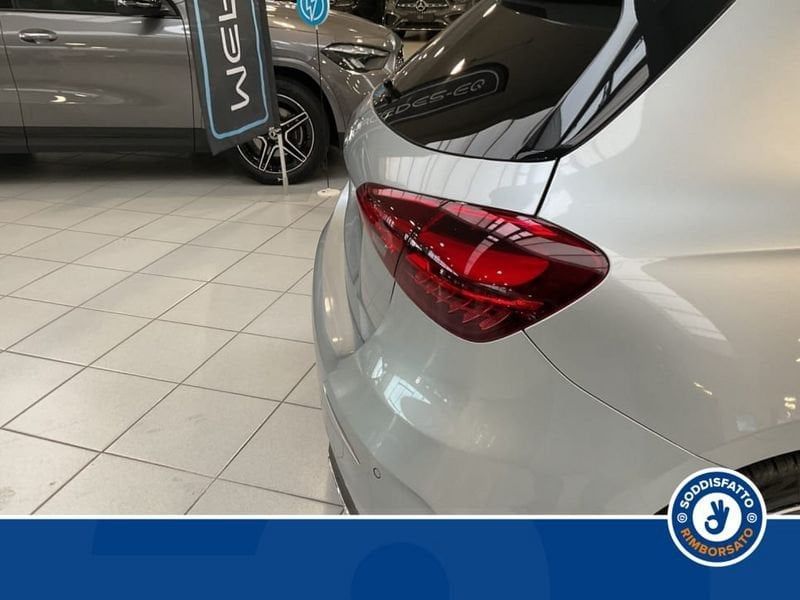 Mercedes-Benz A 180 2025