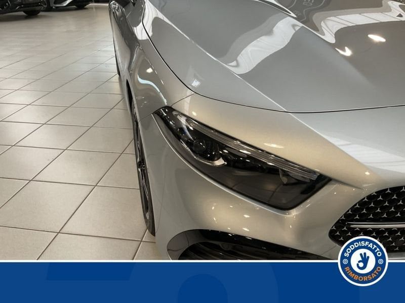 Mercedes-Benz A 180 2025