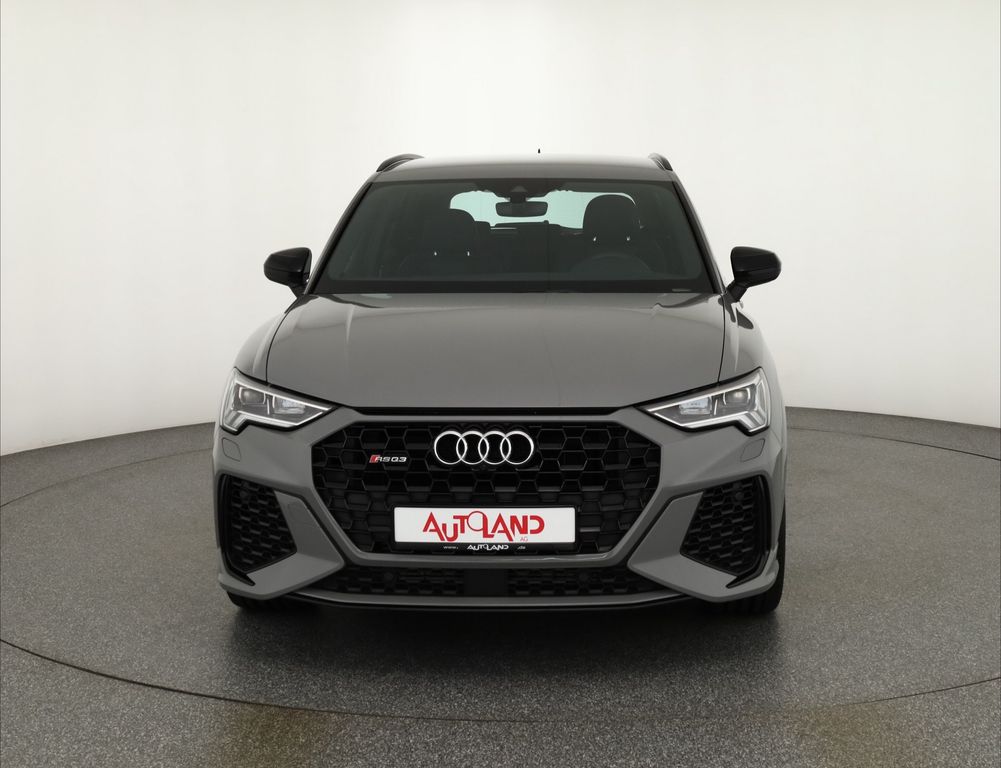 Audi RSQ3 2021