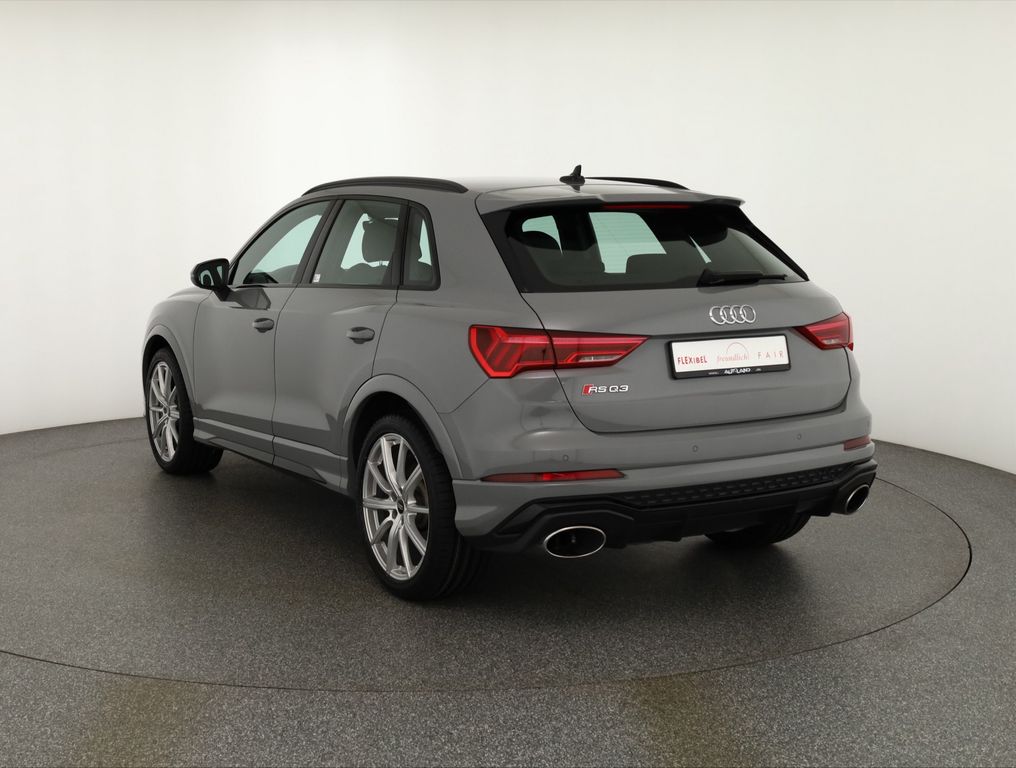 Audi RSQ3 2021