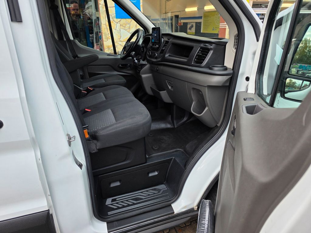 Ford Transit 2021