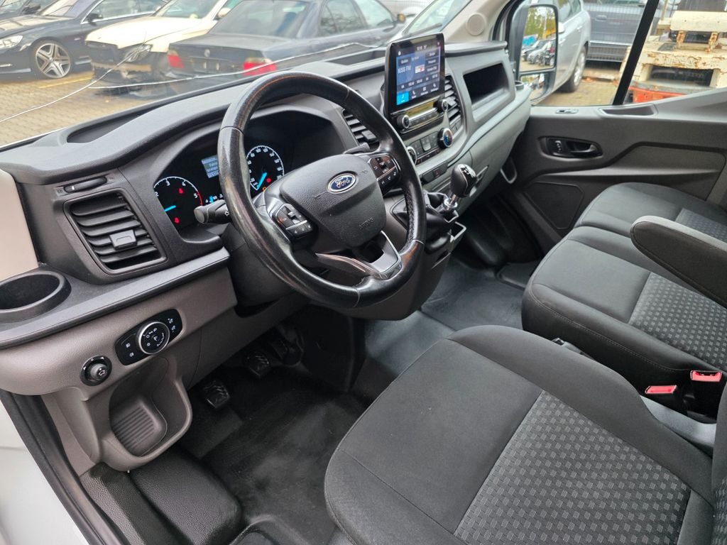 Ford Transit 2021