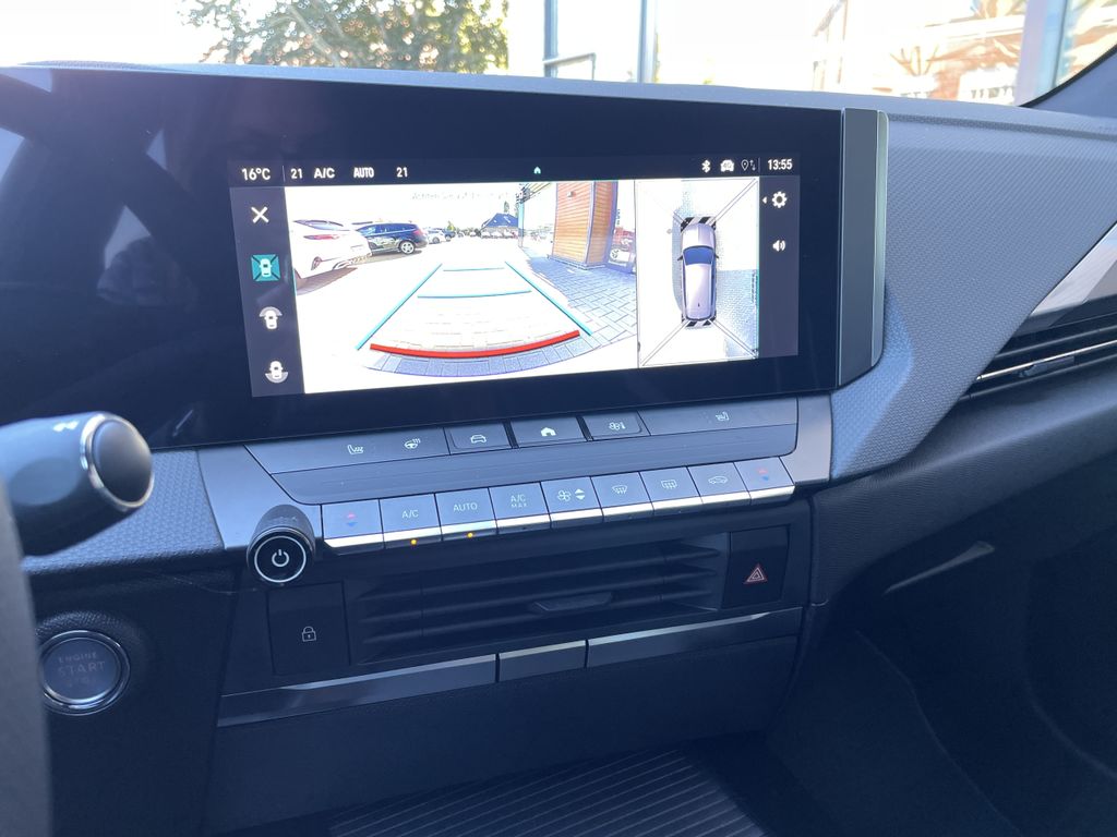Opel Astra 2025