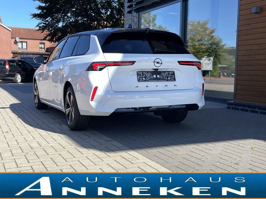Opel Astra 2025