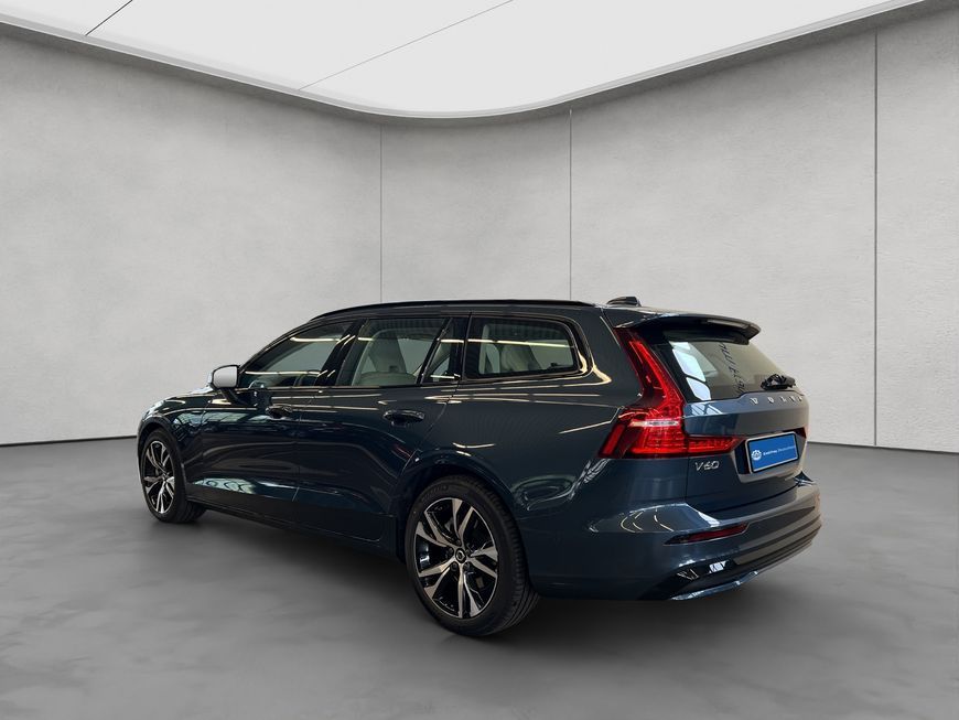 Volvo V60 2024