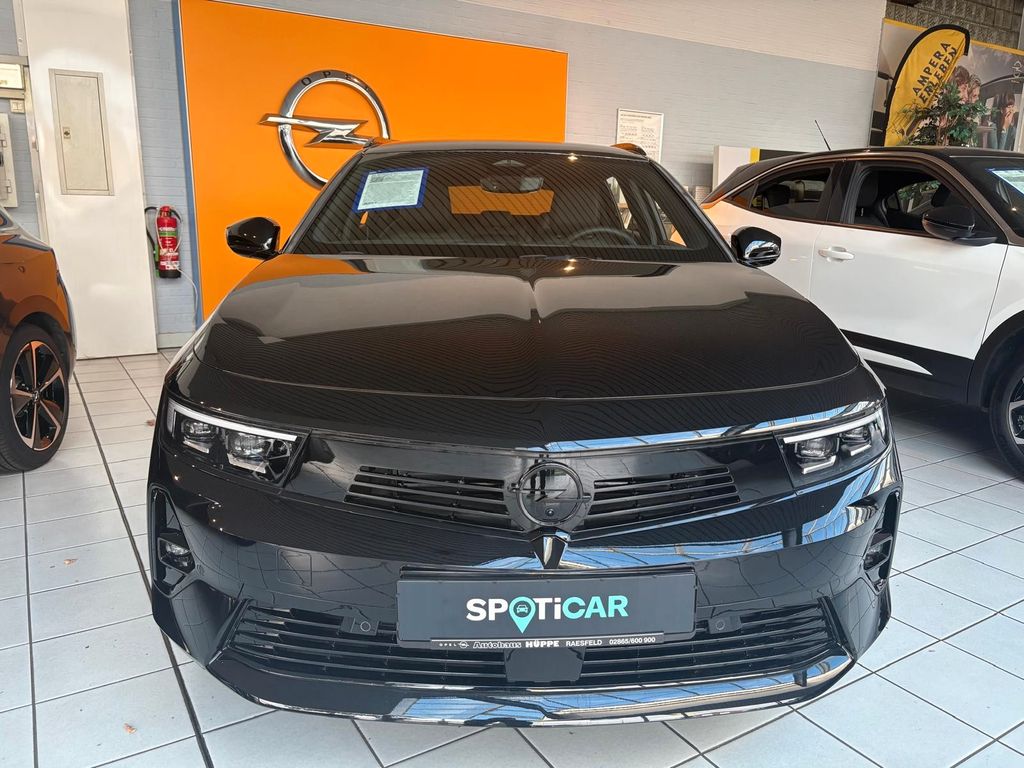 Opel Astra 2024