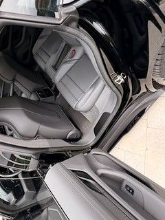 Porsche Taycan 2023