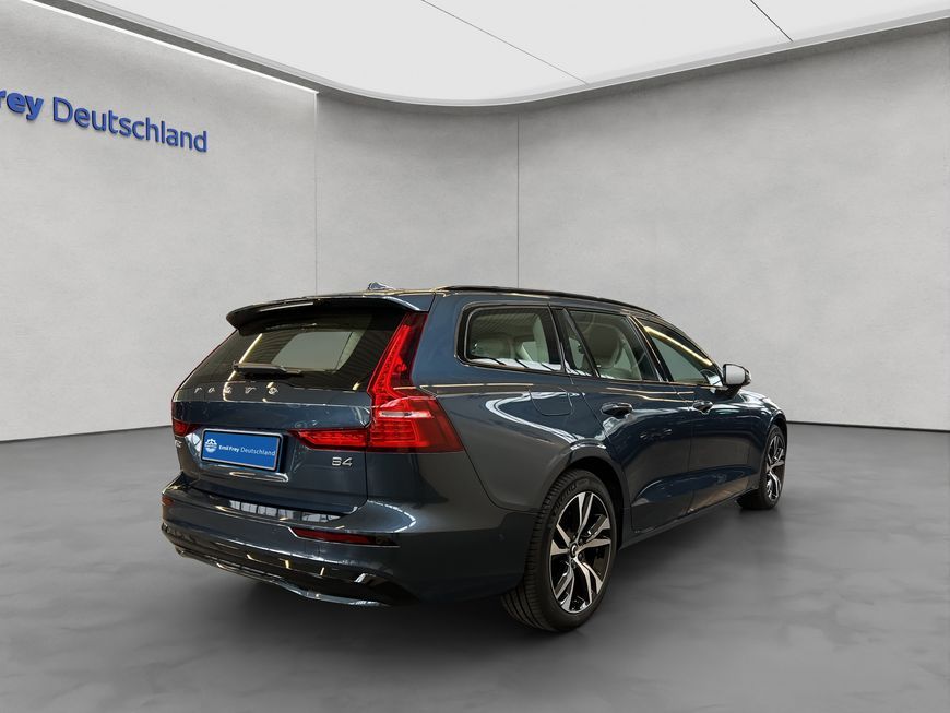 Volvo V60 2024