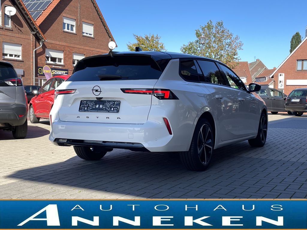 Opel Astra 2025