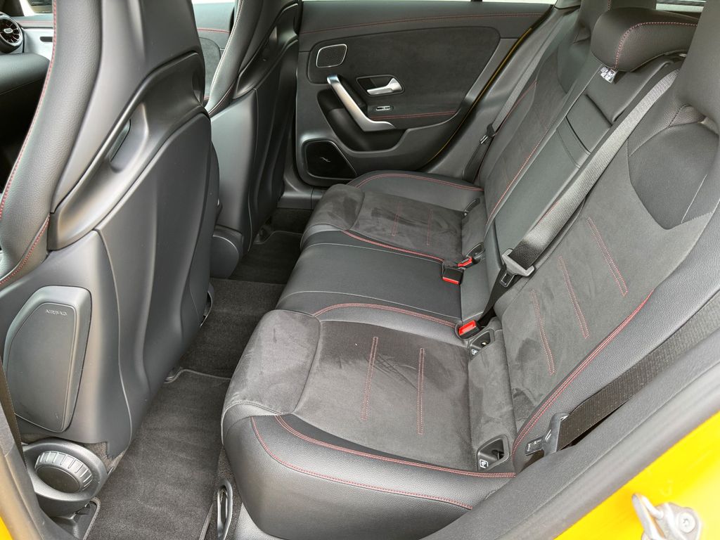 Mercedes-Benz CLA 35 AMG Shooting Brake 2020