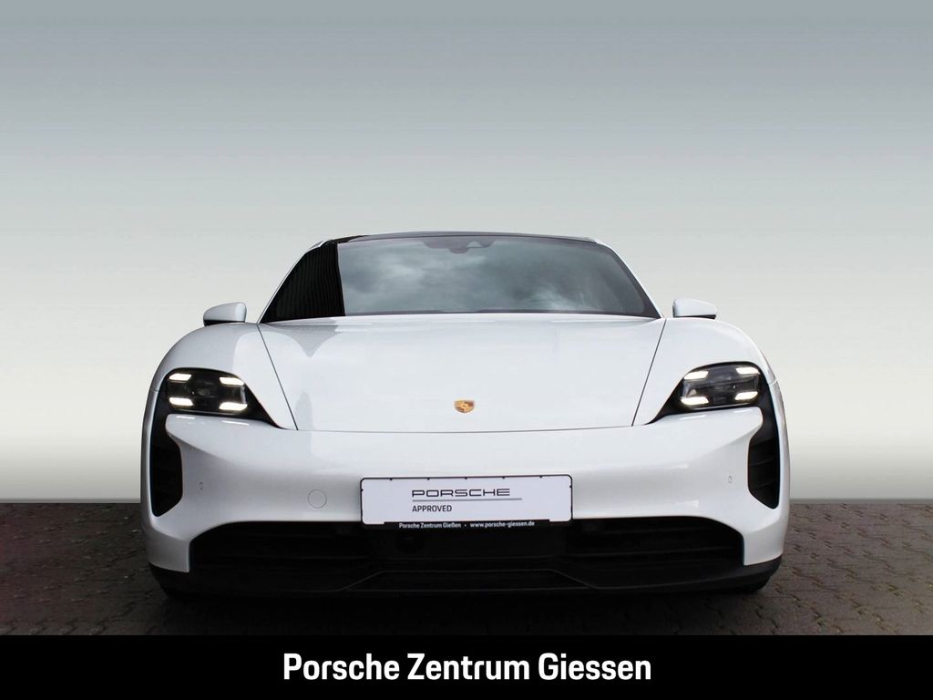 Porsche Taycan 2022