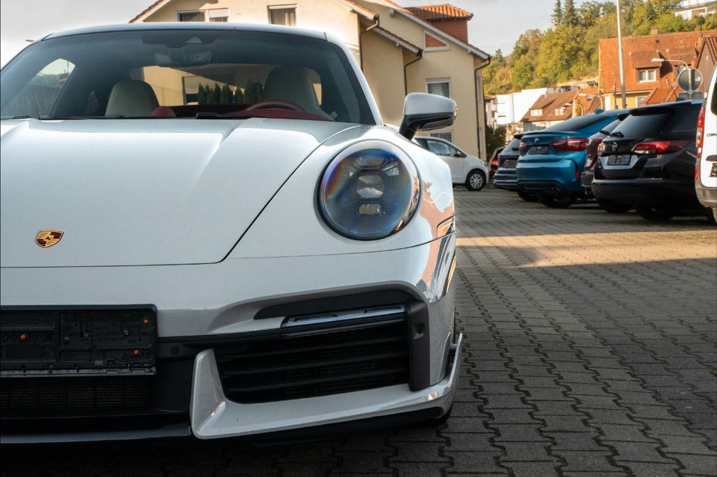 Porsche 992 2021