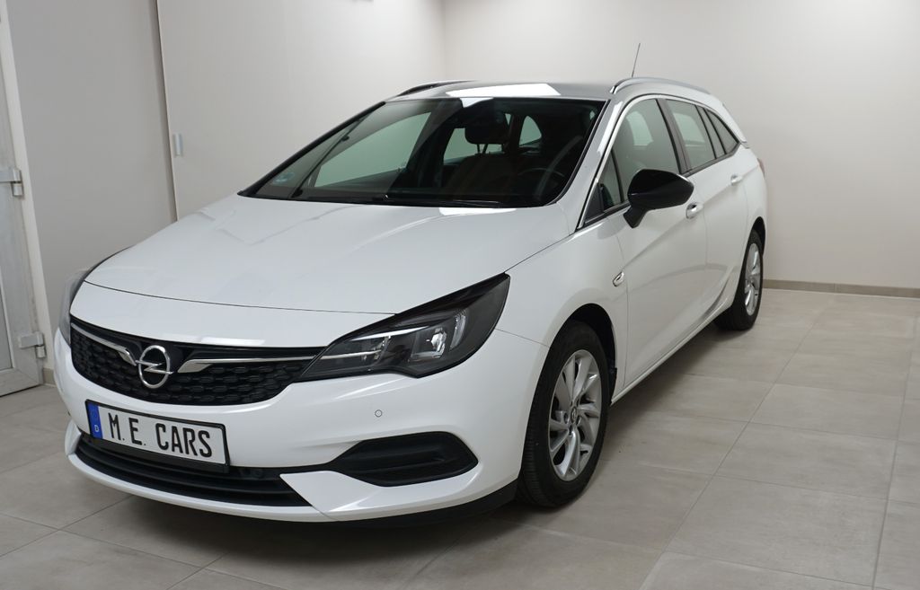 Opel Astra 2021