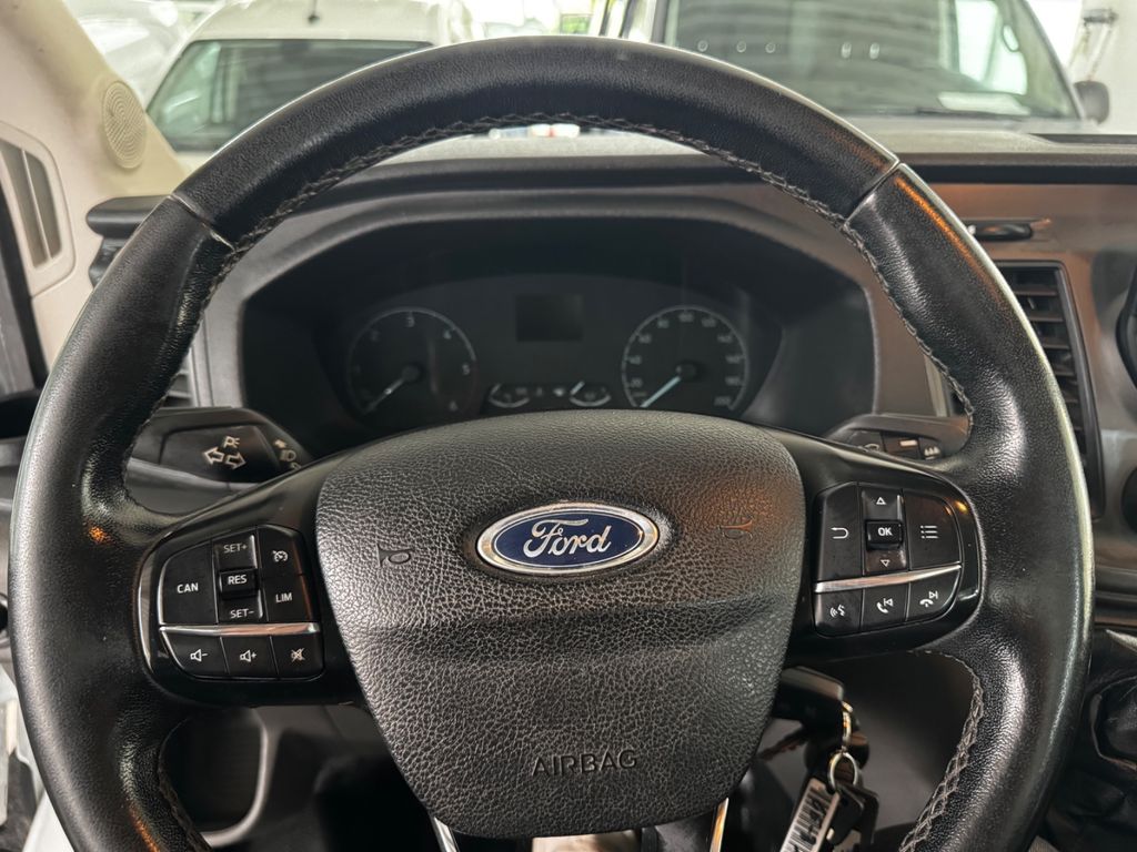 Ford Transit 2021