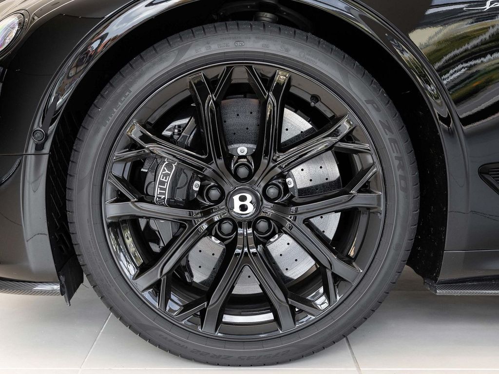 Bentley Continental GTC 2023