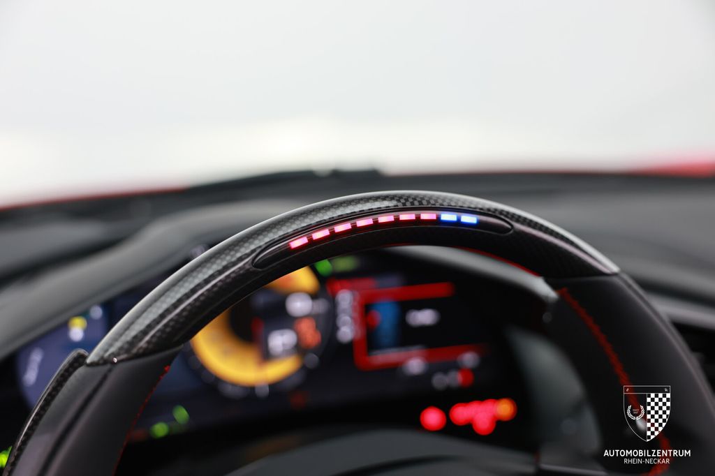 Ferrari 296 GTS 2024