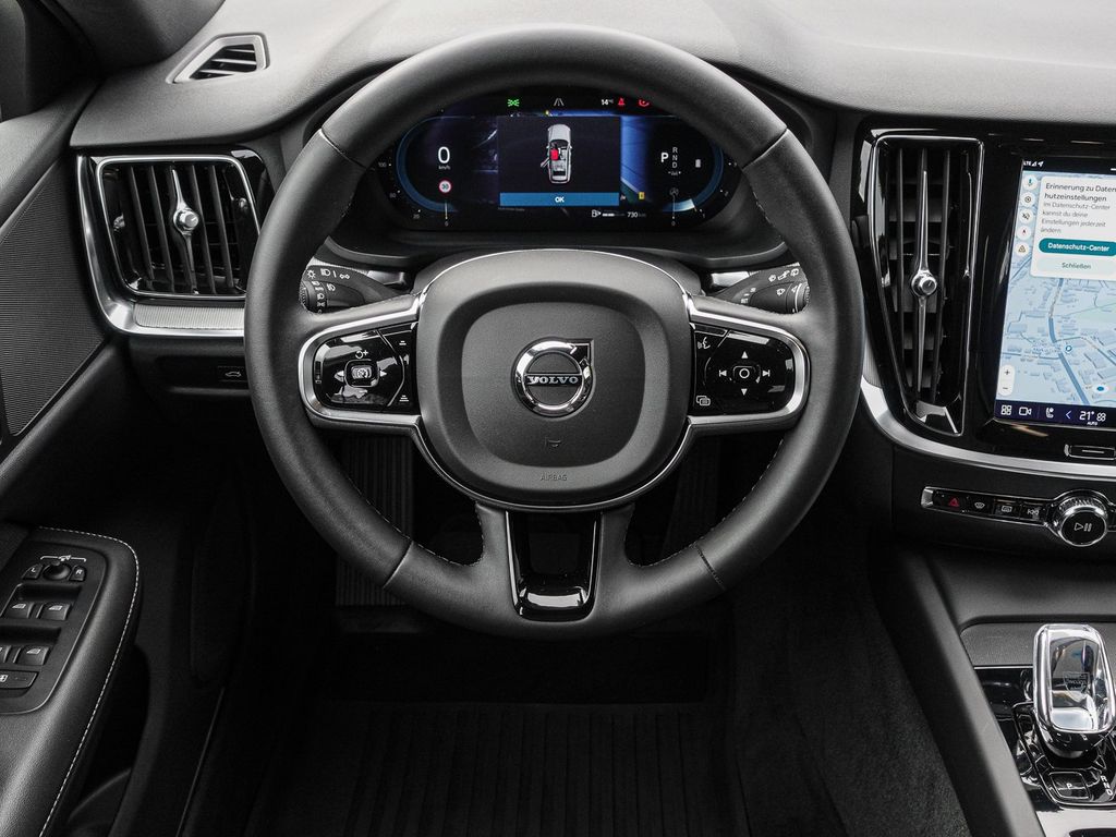 Volvo V60 Cross Country 2023