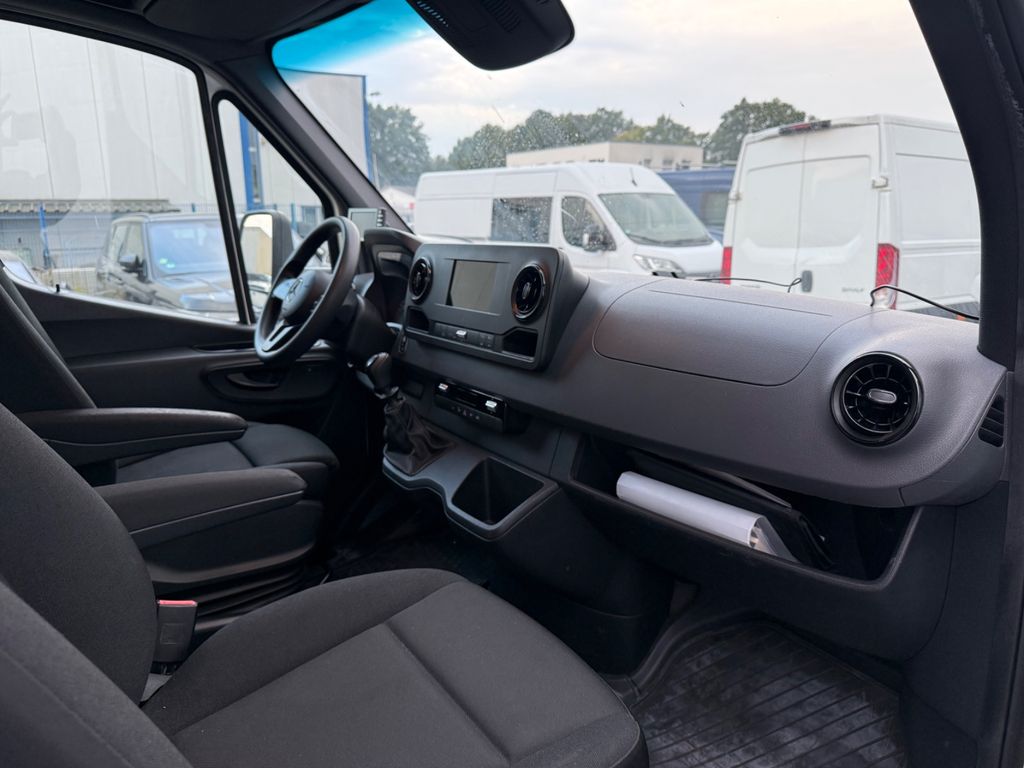 Mercedes-Benz Sprinter 2021