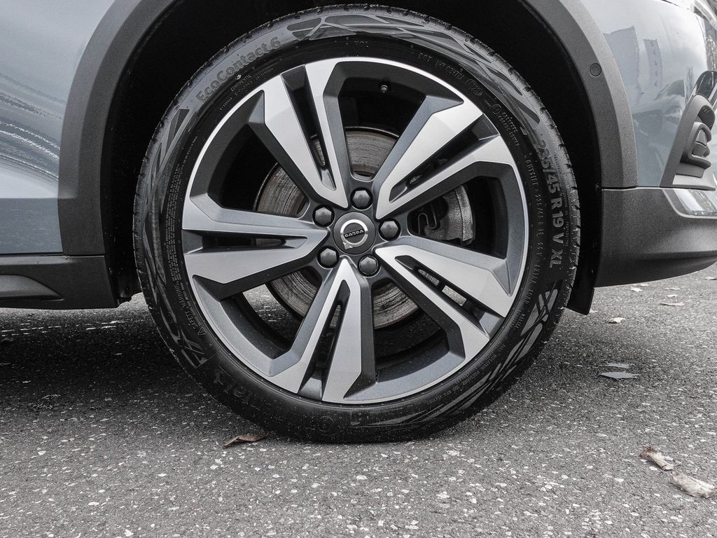 Volvo V60 Cross Country 2023