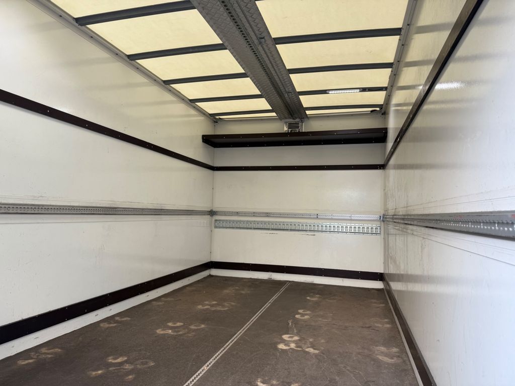 Mercedes-Benz Sprinter 2021