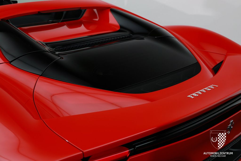 Ferrari 296 GTS 2024