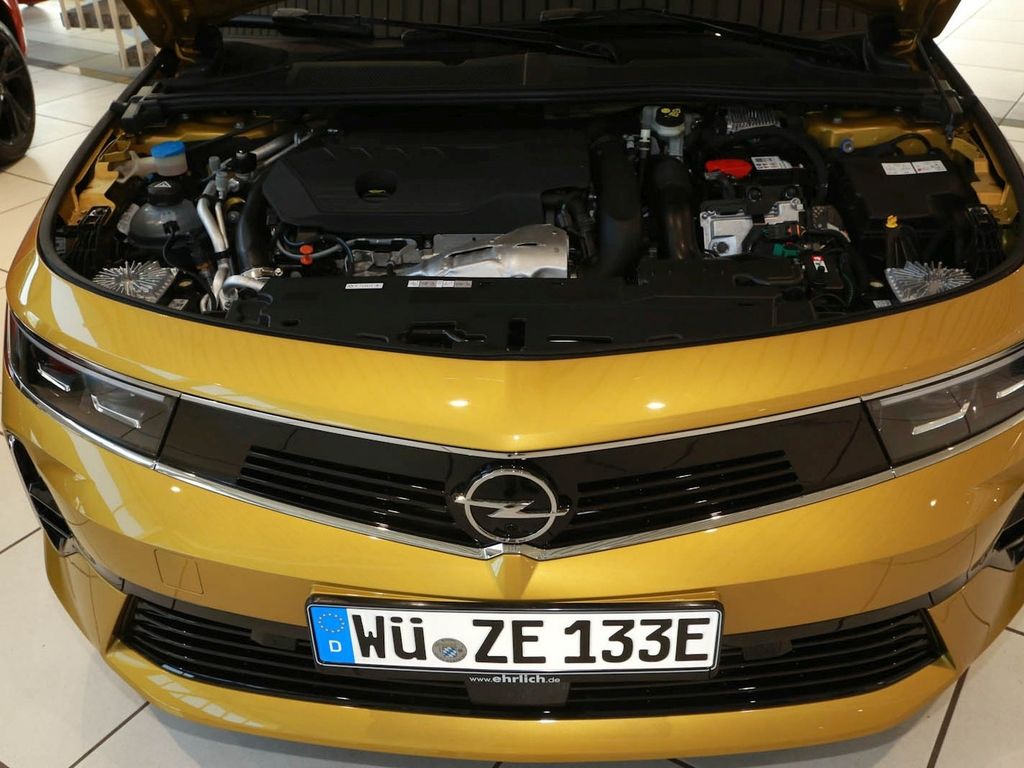 Opel Astra 2022