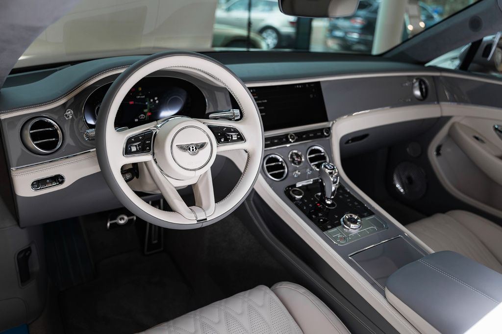 Bentley Continental GT 2025