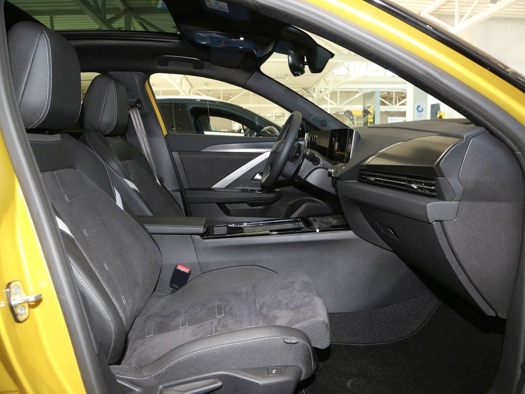 Opel Astra 2022