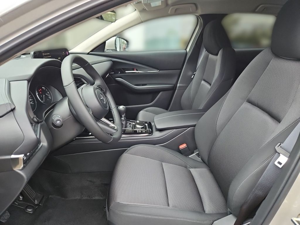 Mazda CX-30 2025